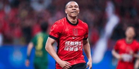 兄弟德比？蓉城不留情39分钟3球打花浙江 球迷：约翰要送亲哥下课